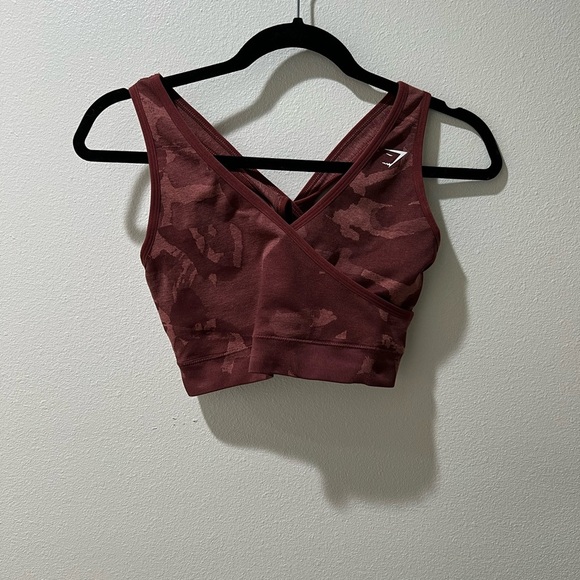 Gymshark Women's Sports Bra LOT of 4, size L, EUC, pullover, athletic, running - Picture 5 of 12